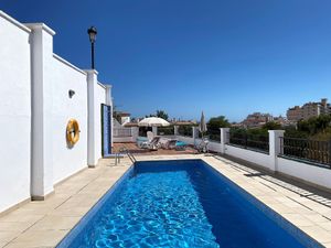 23554634-Ferienhaus-6-Nerja-300x225-1