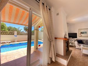 23554592-Ferienhaus-6-Nerja-300x225-1