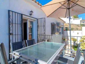 23937962-Ferienhaus-6-Nerja-300x225-4