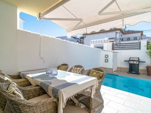 23977007-Ferienhaus-6-Nerja-300x225-5