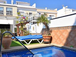 23325934-Ferienhaus-6-Nerja-300x225-2