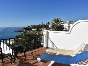 23058059-Ferienhaus-6-Nerja-300x225-5