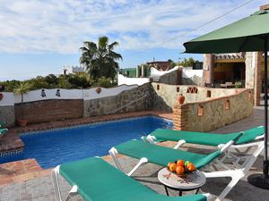 23368068-Ferienhaus-6-Nerja-300x225-3