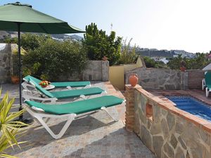 23368068-Ferienhaus-6-Nerja-300x225-4