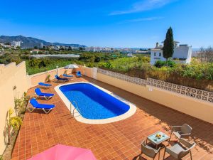 23058597-Ferienhaus-6-Nerja-300x225-1