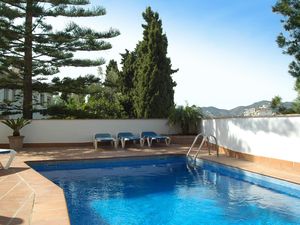 23058509-Ferienhaus-6-Nerja-300x225-1