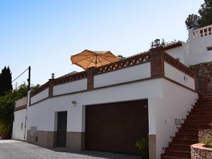 21615623-Ferienhaus-4-Nerja-300x225-5