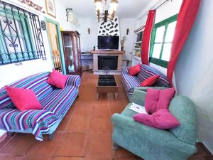 23486984-Ferienhaus-7-Nerja-300x225-1