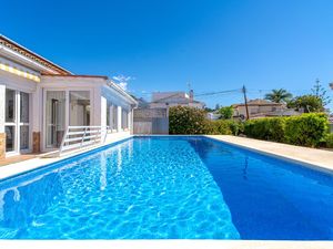 23554735-Ferienhaus-5-Nerja-300x225-5