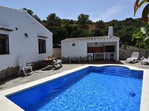 21598887-Ferienhaus-4-Nerja-300x225-4