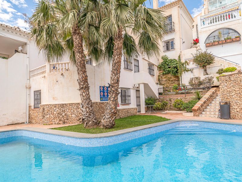 23752176-Ferienhaus-4-Nerja-800x600-0