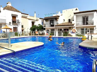 PoolOfHouse
