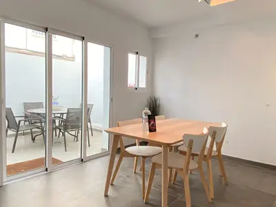 DiningRoom