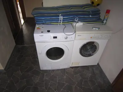 Waschmaschine und Trockner
