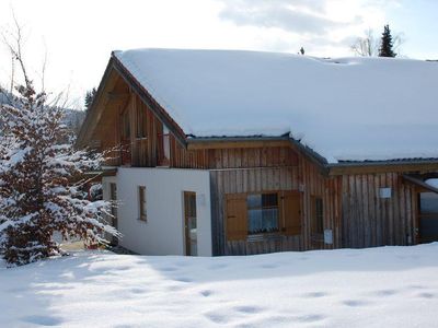 bild17_fuchsweg_24b__au_enansicht_winter__1