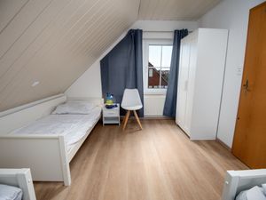 23856236-Ferienhaus-5-Neßmersiel-300x225-5