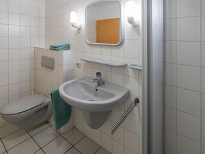 24014621-Ferienhaus-6-Neßmersiel-300x225-5