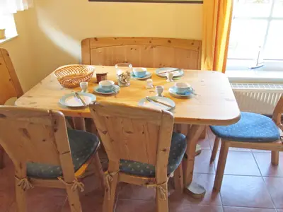 DiningRoom