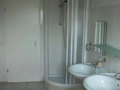 Bad/Dusche