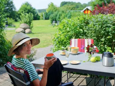 Außenansicht des Gebäudes. Schöner Blick mit Privatheit