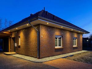 23367867-Ferienhaus-4-Neuharlingersiel-300x225-4