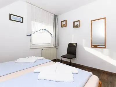 Ferienhaus für 2 Personen (30 m²) in Neuharlingersiel 8/10