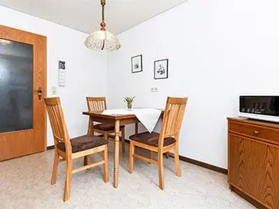 Ferienhaus für 2 Personen (60 m²) in Neuharlingersiel 9/10
