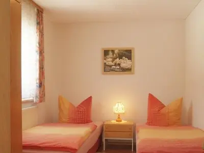 Ferienhaus für 5 Personen (98 m²) in Neuhaus am Rennweg 9/10