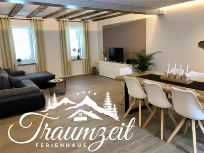 Ferienhaus Traumzeit, Neuhütten, Logo