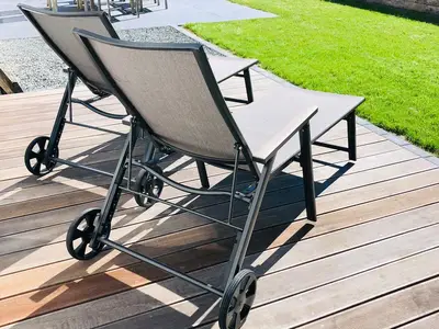 Ferienhaus Traumzeit, Neuhütten, Garten Liegeplatz