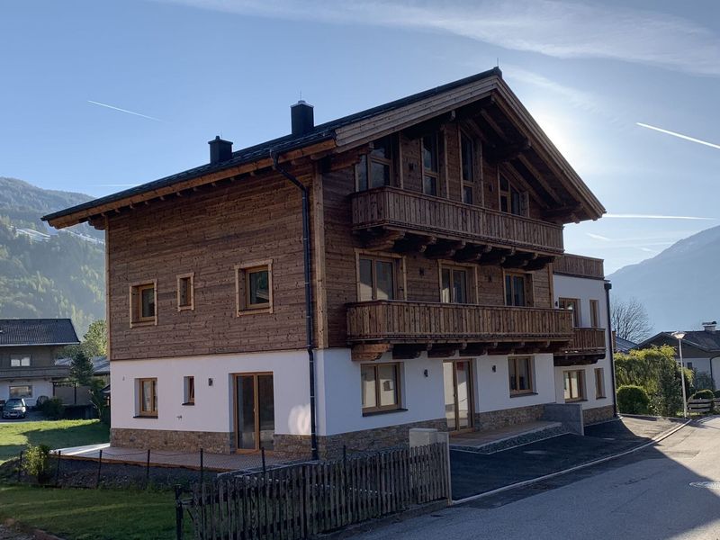 21918995-Ferienhaus-24-Neukirchen am Großvenediger-800x600-1