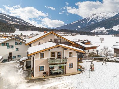 Außenseite Ferienhaus [Winter]