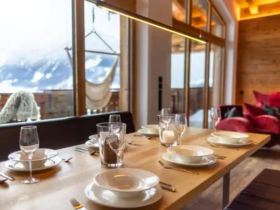 DiningRoom