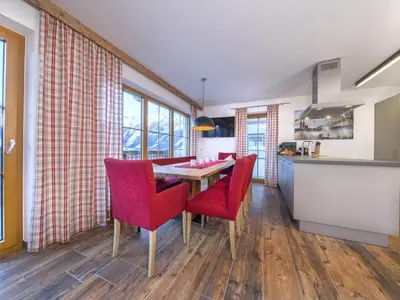 DiningRoom