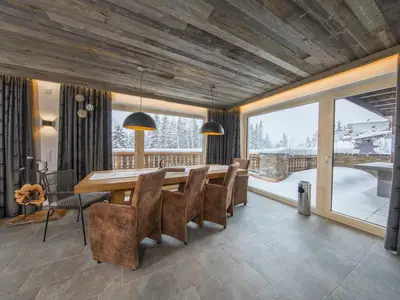 DiningRoom