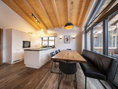 DiningRoom
