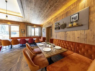 DiningRoom