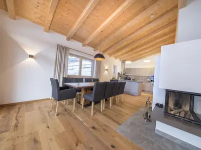 DiningRoom