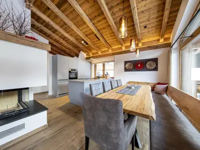 DiningRoom