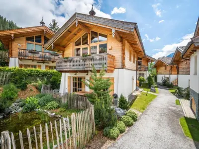 Außenseite Ferienhaus [Sommer]