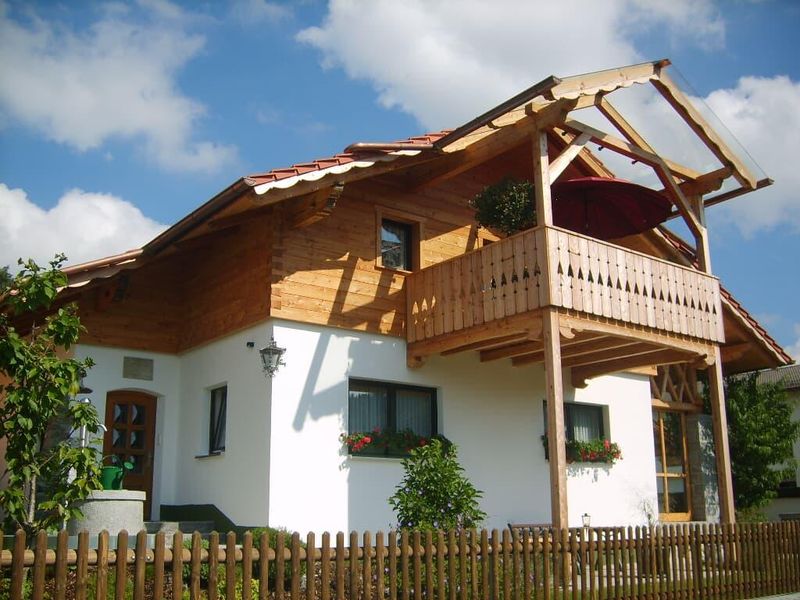 22428861-Ferienhaus-6-Neukirchen beim Heiligen Blut-800x600-1