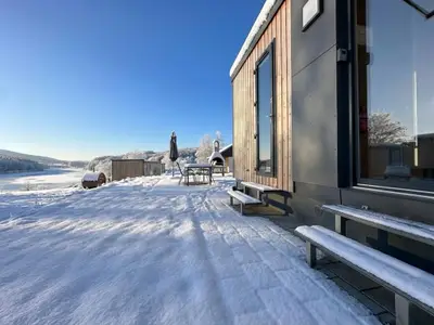 Außenseite Ferienhaus [Winter]