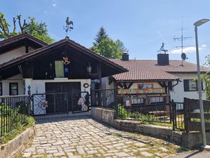 23657636-Ferienhaus-5-Neuschönau-300x225-1