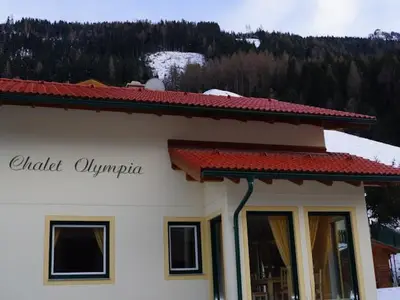 Chalet Olympia-Hausansicht3