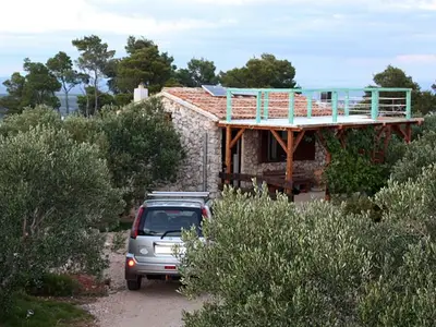 Ferienhaus für 3 Personen in Neviđane 1/10