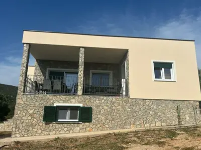 Ferienhaus für 8 Personen in Neviđane 1/10