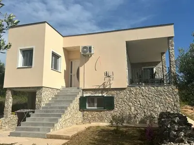 Ferienhaus für 8 Personen in Neviđane 2/10
