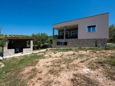 Ferienhaus für 8 Personen in Neviđane 6/10