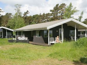 19314369-Ferienhaus-8-Nexø-300x225-4