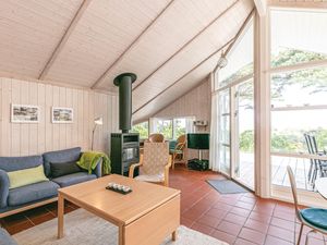 23734631-Ferienhaus-8-Nexø-300x225-2